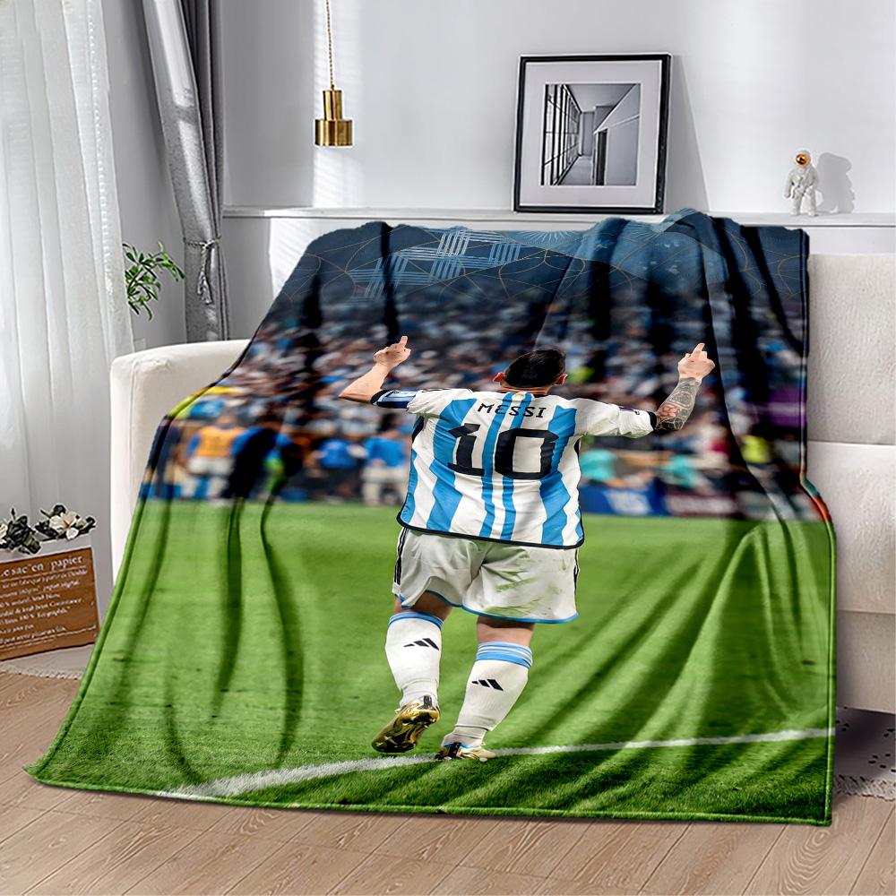 Messi 586 Decke Bequem Perfekt für Couch Sofa Picknicks Vier Jahreszeiten Universell Stilvolle Dekoration Geschenke Für Familie Oder Freunde
