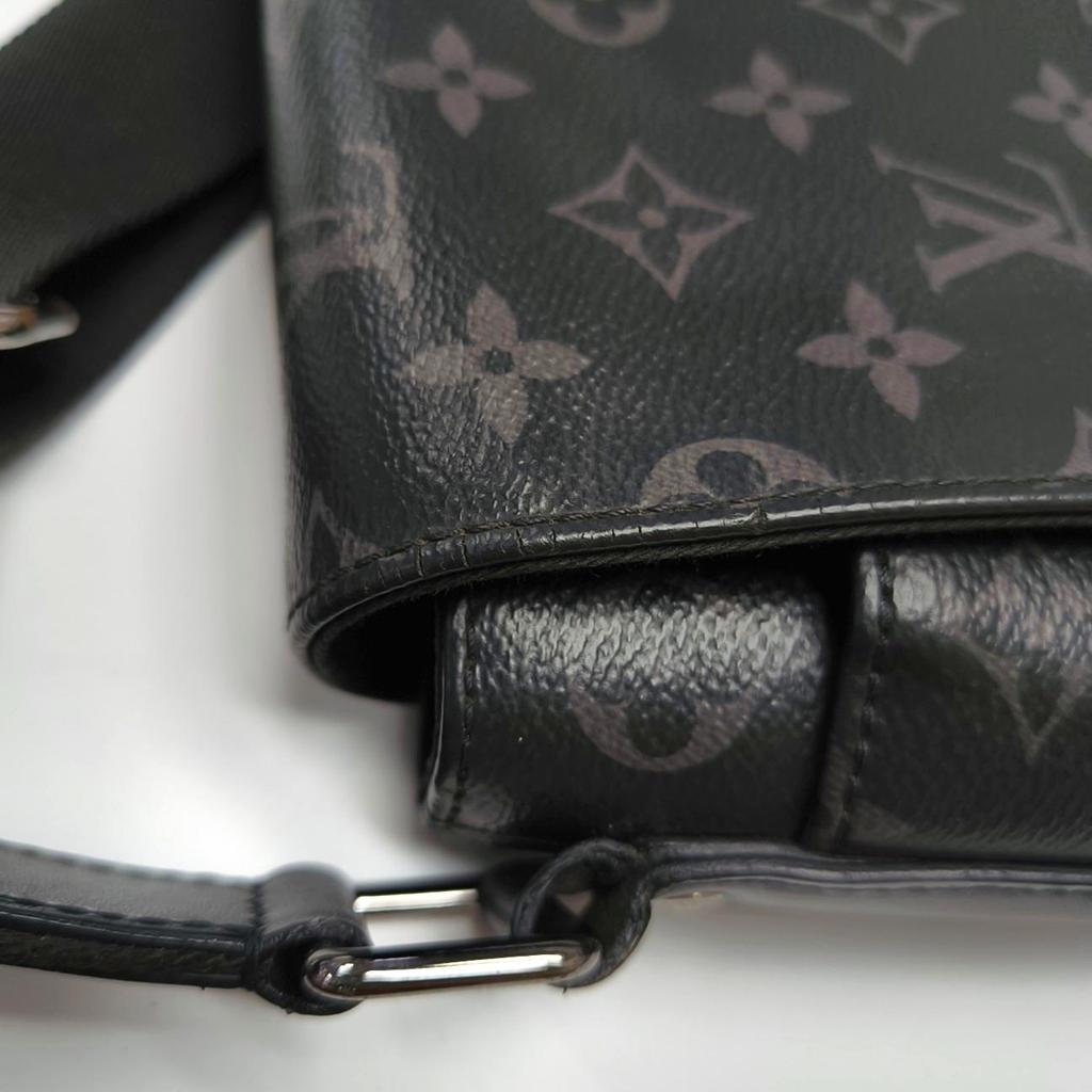 [Pre-Owned] District Mm Monogram Canvas Leather Commuter Briefcase Laptop Bag - Good #JS6989