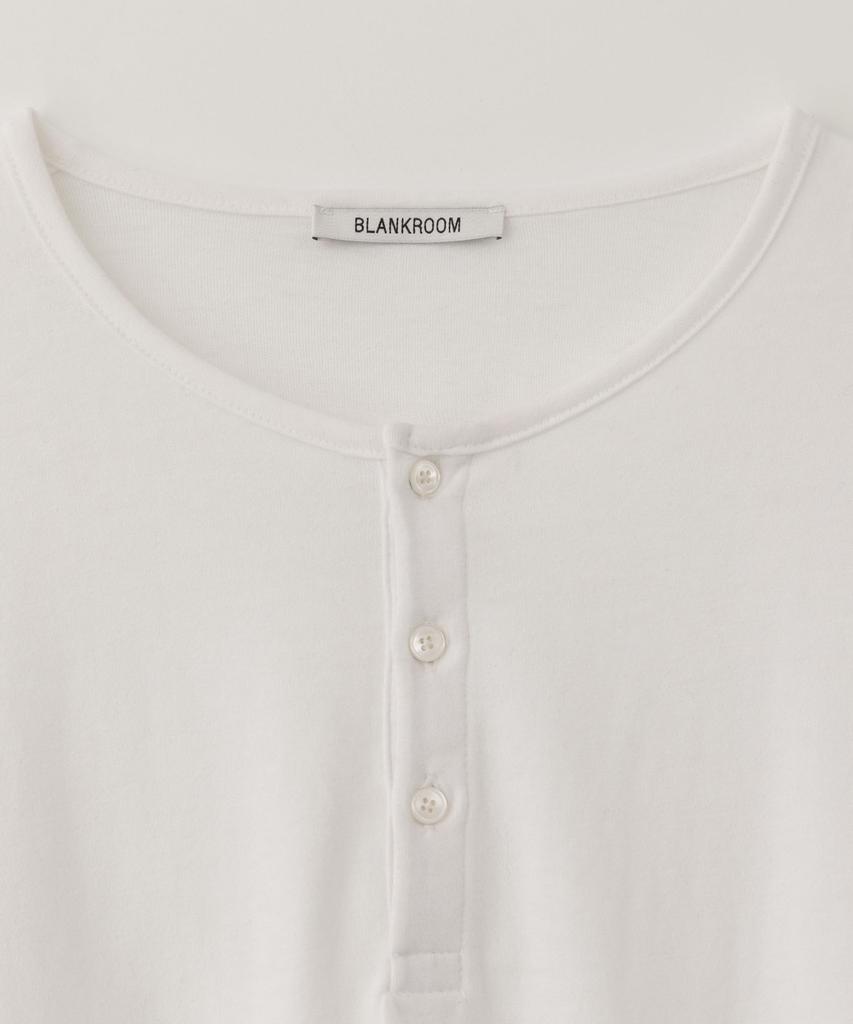 BLANKROOM Noble Henley Neck Tee_Ivory