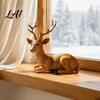 Exquisite Resin Carvings Reindeer Figurine Faux Wood Grain Christmas Deer Statue Retro Home Decor Vintage Tabletop Ornament for Window Display