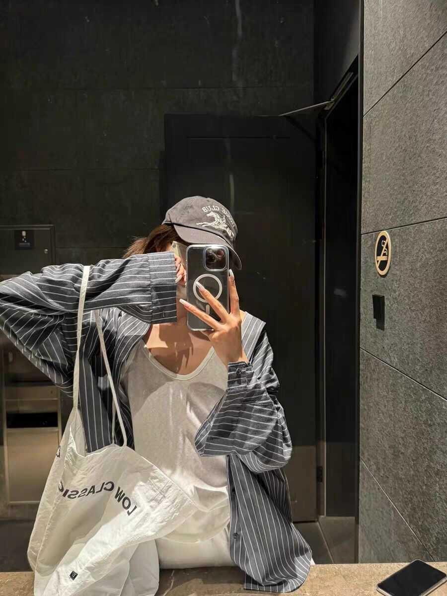 Trendy Gender Neutral Yellow Canvas Shoulder Bag Ideal For Everyday Use And Casual Outings белый