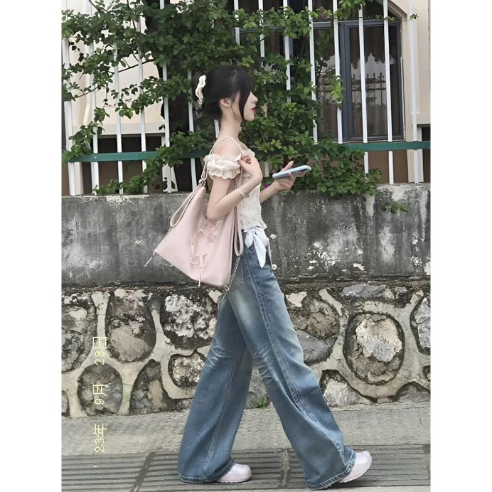 Einzigartiges florales kurzes Stilvolles Taillen-V-Ausschnitt Puffärmel Einseitig schulterfrei Süß und Würzig Top Shirt