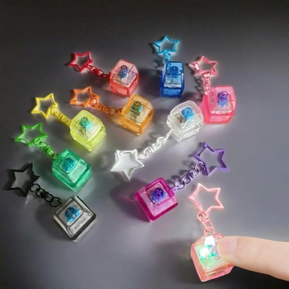 Tragbarer Pentagramm-Anhänger Mechanischer Tastatur-Schalter Schlüsselanhänger Fingerspitzen-Spielzeug Anti-Angst Stressabbau Entspannendes Werkzeug für Erwachsene