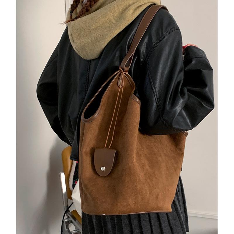 Sac cabas bandoulière grande capacité style rétro pour femme, collection automne/hiver 2025