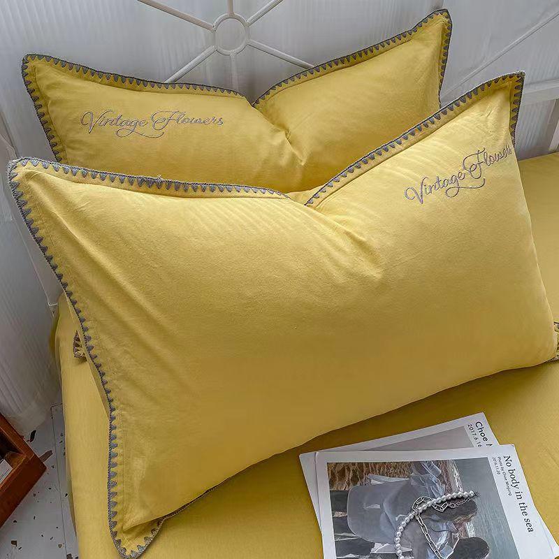 Un par de fundas de almohada de algodón puro de alta calidad de 48 x 74 cm para todas las estaciones.