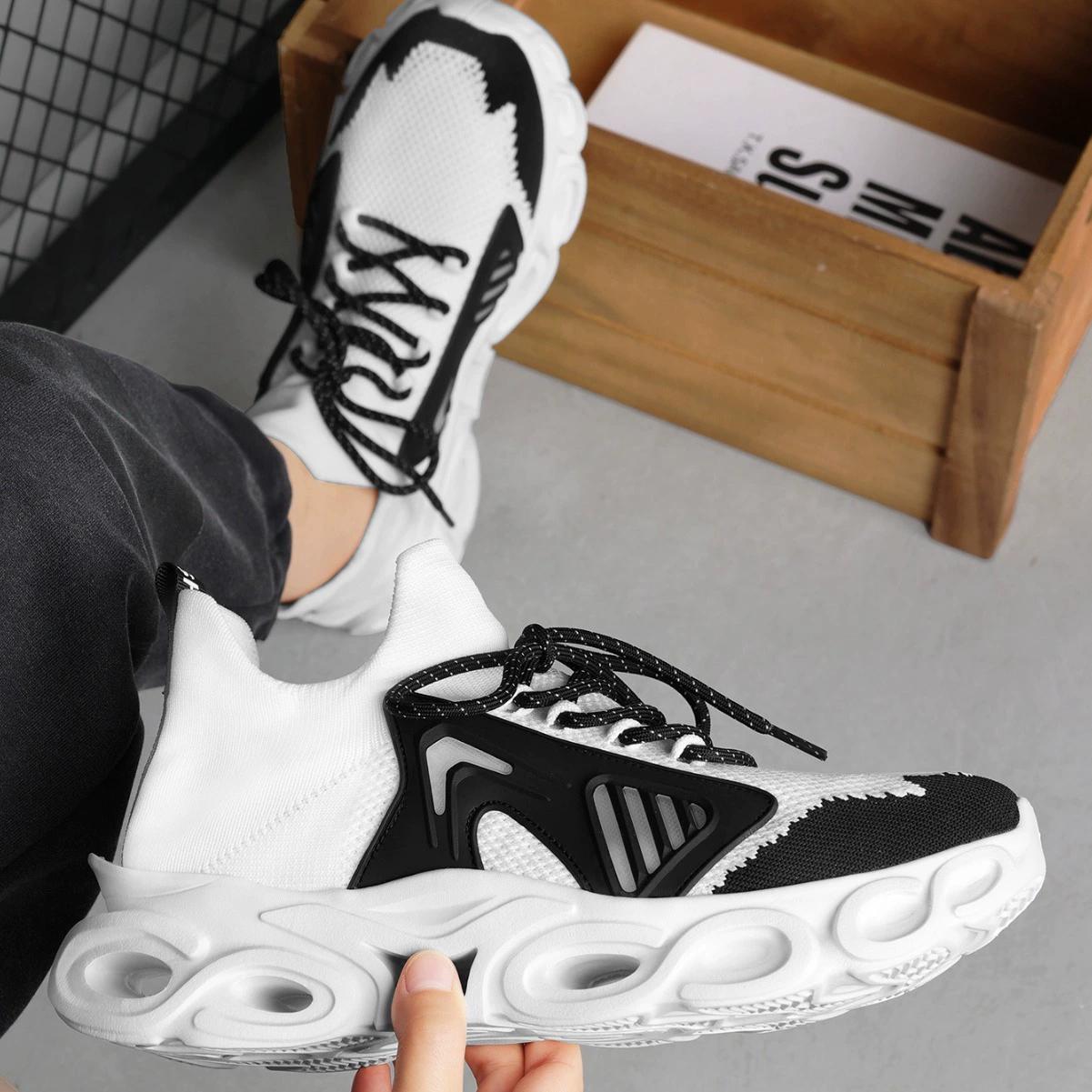 

Легкие низкие спортивные туфли большого размера для мужчин на открытом воздухе, модная и универсальная повседневная обувь 39