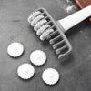 1Pc Smooth Turning Dough Roller Cutter Cookie Cake Net Kitchen Gadget for Restaurant Pizza Baking Tool