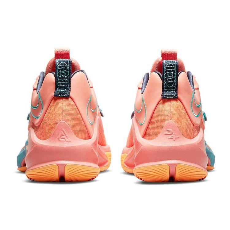 Nike Zoom Freak 3 EP Stay Freaky