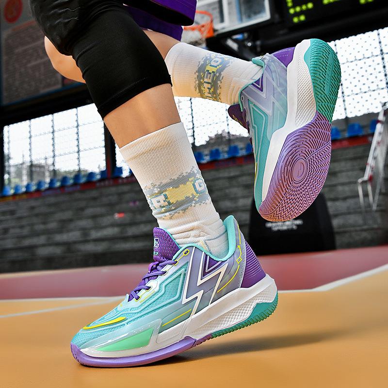 New fashion basketball shoes couple professional combat sneakers sports shoes student sports luminous sneakers support