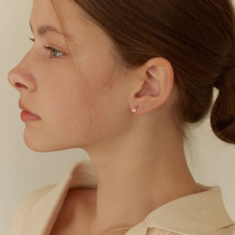 Lewe Clear Point Hoop Earring