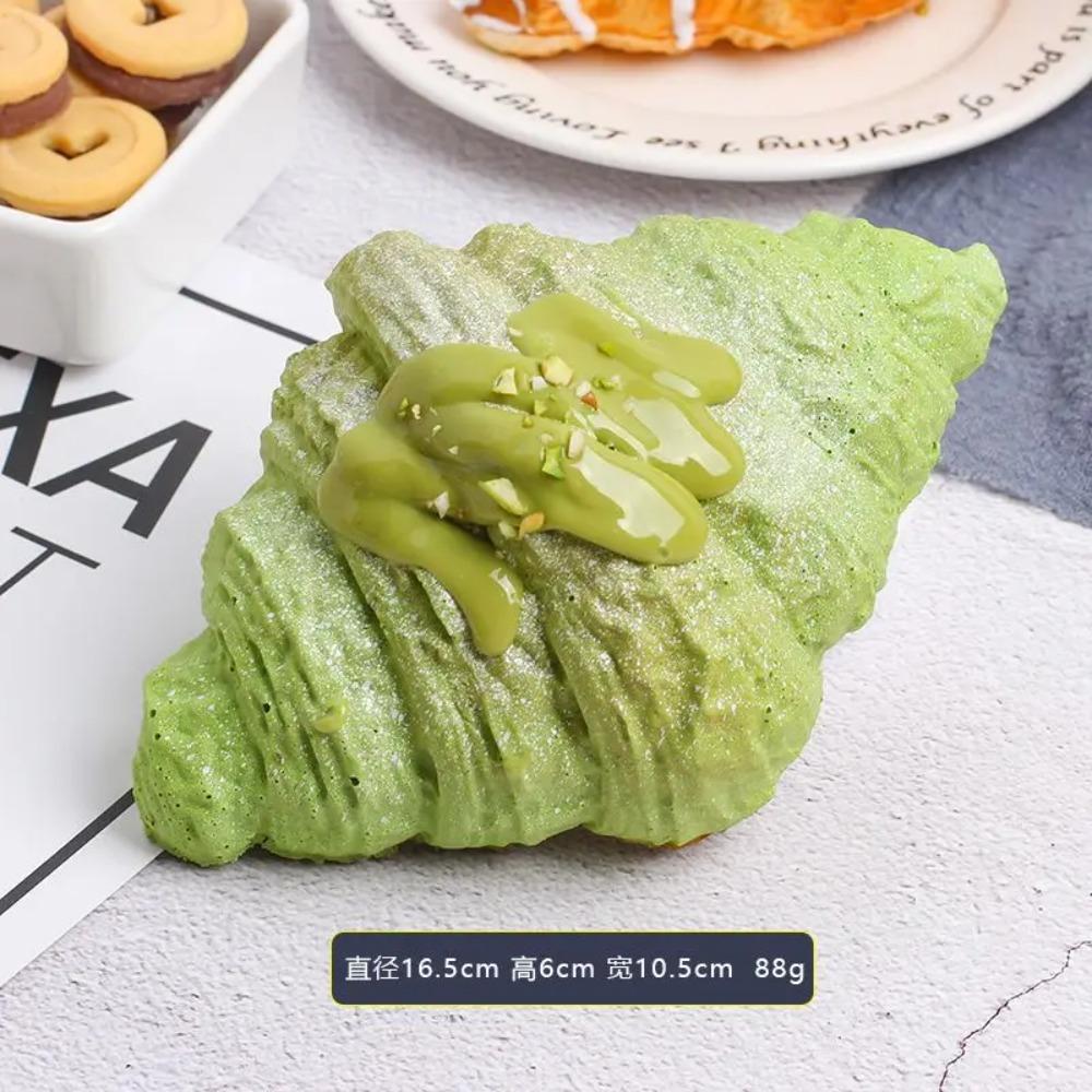 1PCS Slow Rebound Praiseworthy Bread Kneading Simulation Croissants Pop Puffs Food Model Shooting Props Window Ornaments
