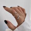 Fashion Vintage Unique Circle Motif Ring Melted Texture Detail Rings for Women Gold Color Texture Temperament Jewelry Gift
