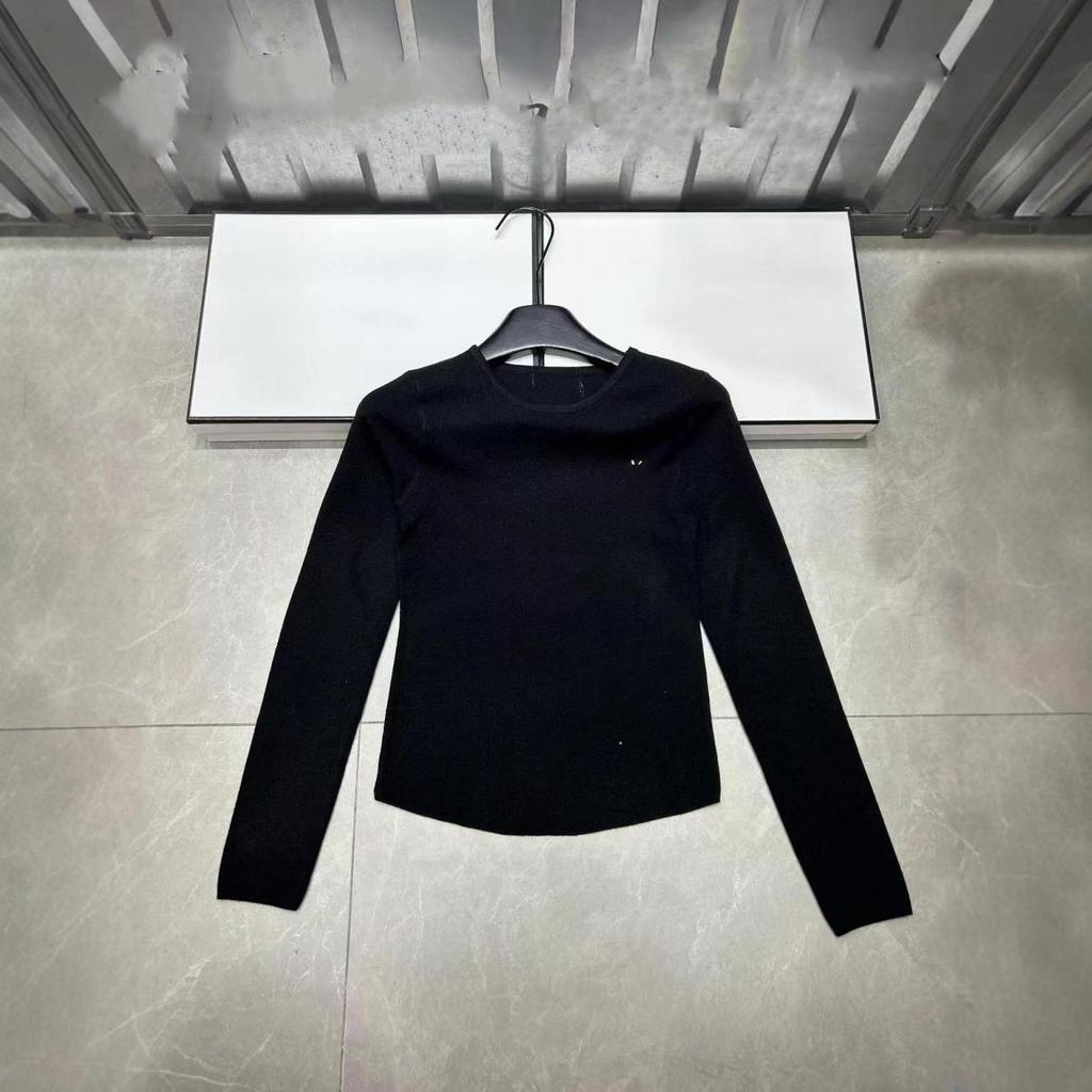 Xiangjia 2025 Autumn/Winter Wool Blend Round Neck Knit Top