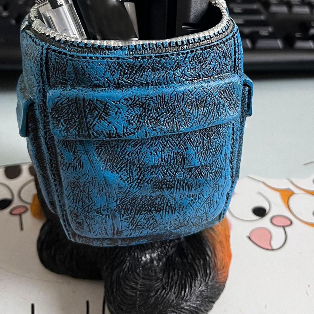 Pen Holder Dog Resin Crafts Home Study Desk Pen Storage Cute Dog Sculpture Ornaments