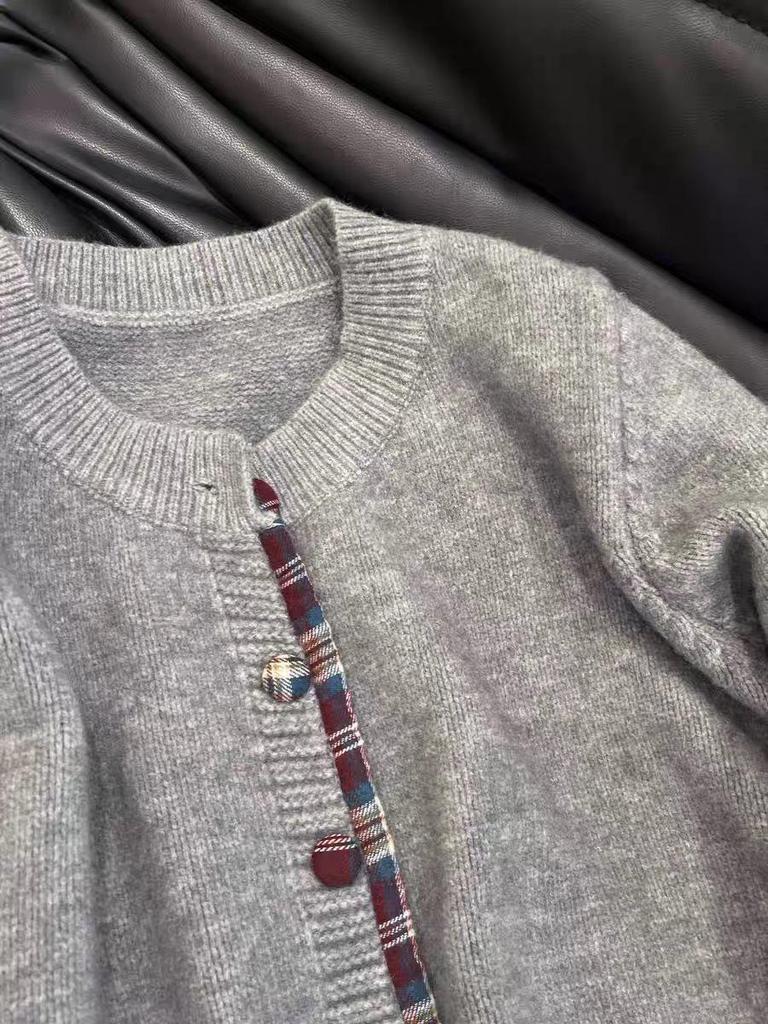 Women's Loose Knit Plaid Patchwork Cardigan - Korean Style, Round Neck, Fake Two-Piece, Spring/Summer 2025