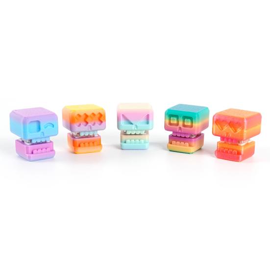 9 Pcs Skull Fidget Clicker Toy 3D-Printed Skull Stress Relief Toy Gradient Color Keyboard Clicker Fidget Button for Office Workers Anxiety Relief