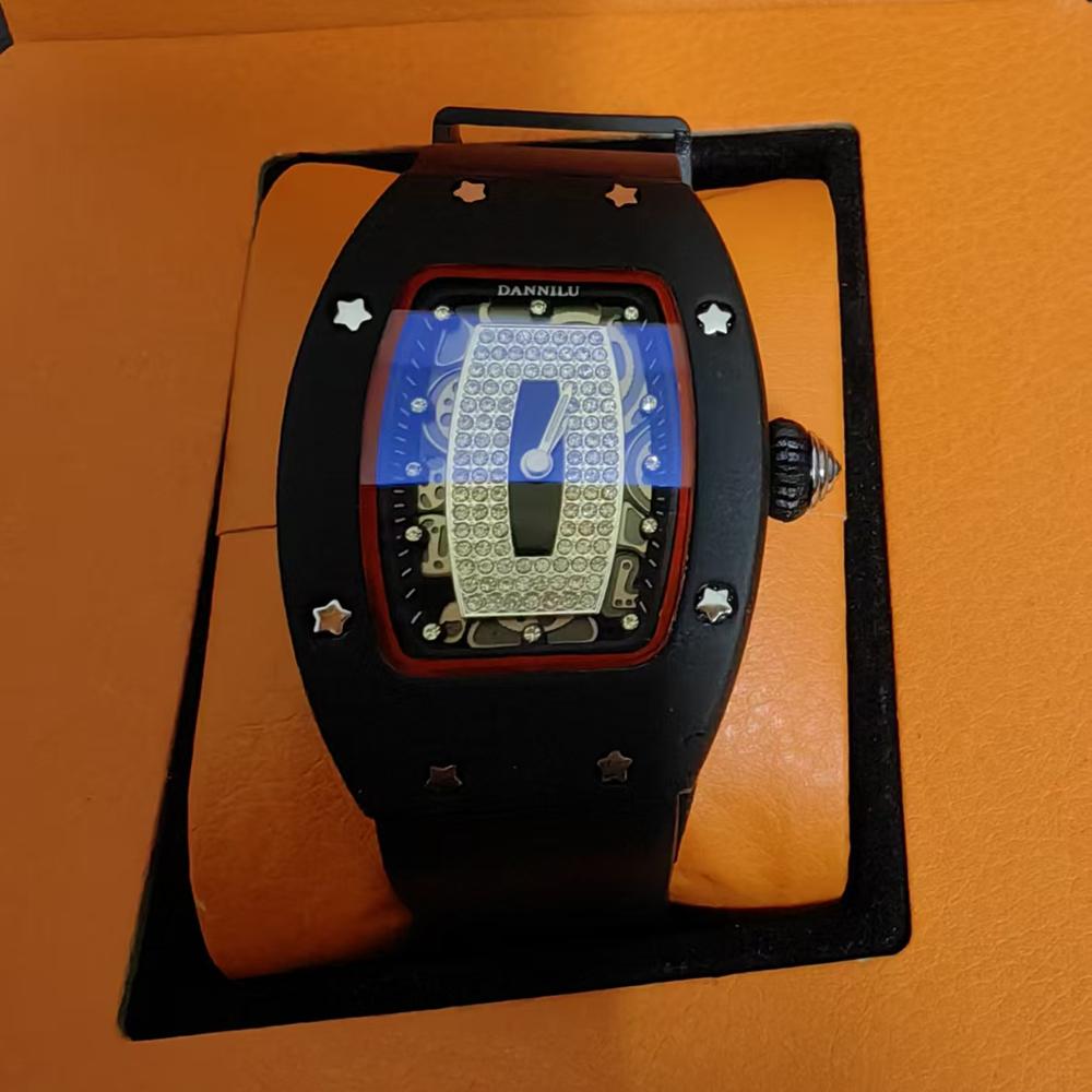 New Luxury Brand Watches for Women Silicone Sports Quartz Tonneau Designer Watch Girl's Diamond Wristwatch Reloj Mujer Elegante