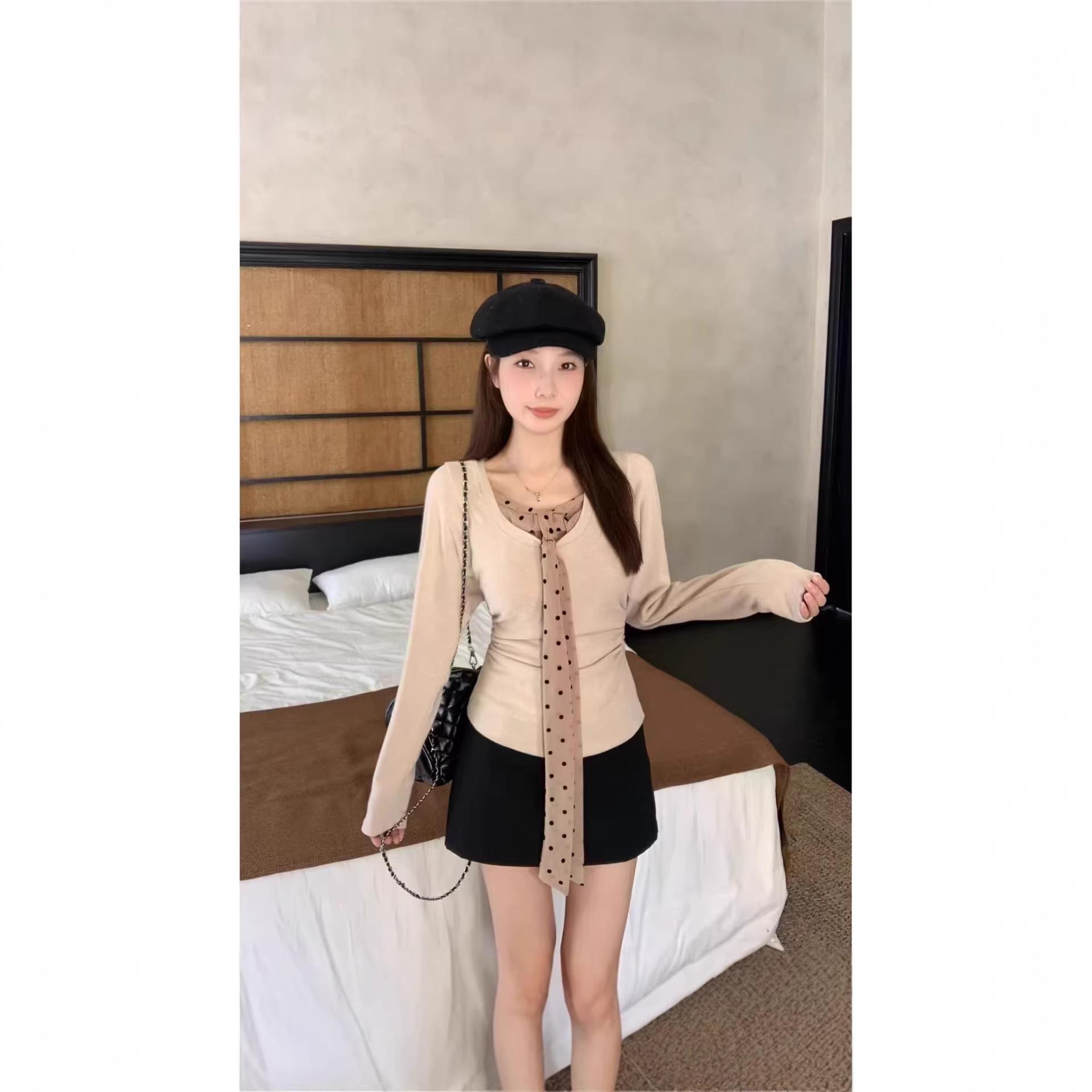 Plus Size French Bow V-Neck Slimming Shirt - Women s Retro Top Extra Large (60-67.5 kg) хаки