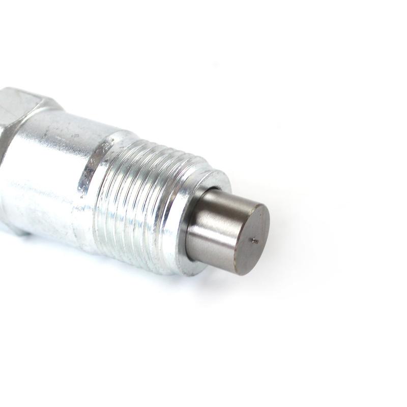 3PC Fuel Injector Nozzel Assy for Kubota D750 D850 D950 Engine 15271-53000 15271-53020 15221-53200 19202-53030 70000-65209 Parts