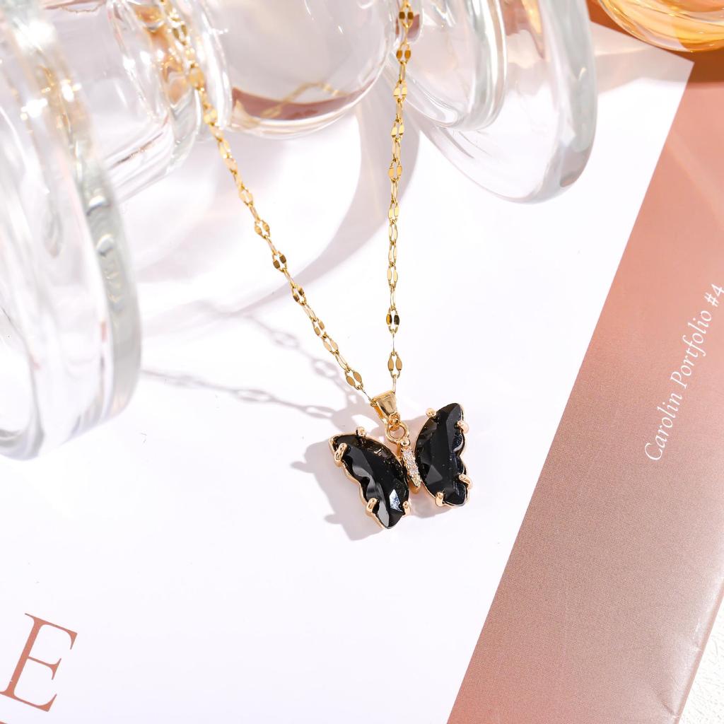 Iridescent Gradient Butterfly Necklace with Zirconia Rhinestones - Titanium Steel Clavicle Chain Pendant.