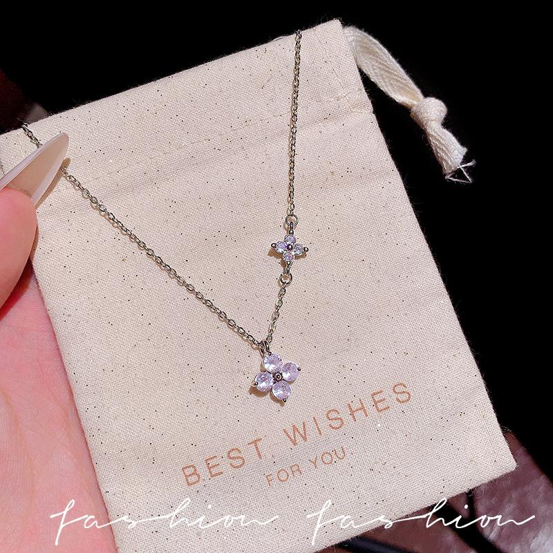 Female Light Luxury Niche Collarbone Four Leaf Flower Necklace