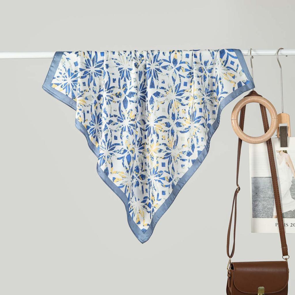 70CM Ladies Fashionable Silk-Feel Small Square Scarf