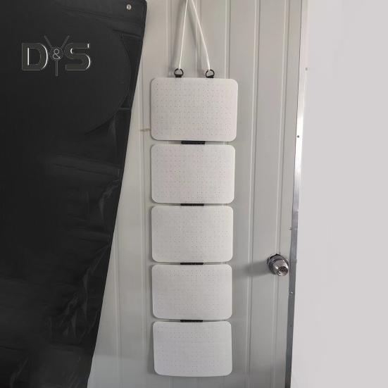 Wiszący emaliowany panel ekspozycyjny na spinki do klapy, organizer z 5 luźnymi kartkami, łatwy w montażu uchwyt ekspozycyjny na kolekcję odznak