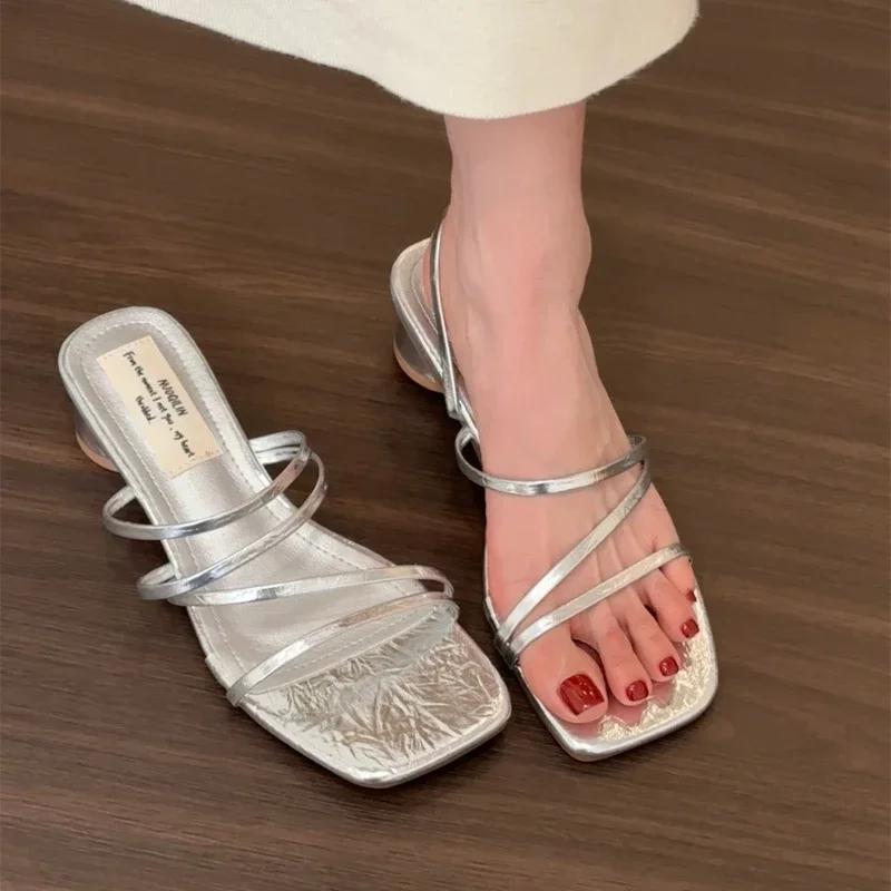 Fashion Women's Slippers Summer Outdoor Beach Sandals Luxury Designers Wearing Women's Shoes Slideshow Zapatos De Mujer Chanclas Mujer