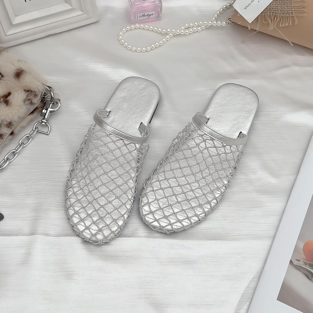 2025 summer new hollow sandals women's summer outer wear high-end flat-soled sandals comfortable outer wear soft-soled women's shoes