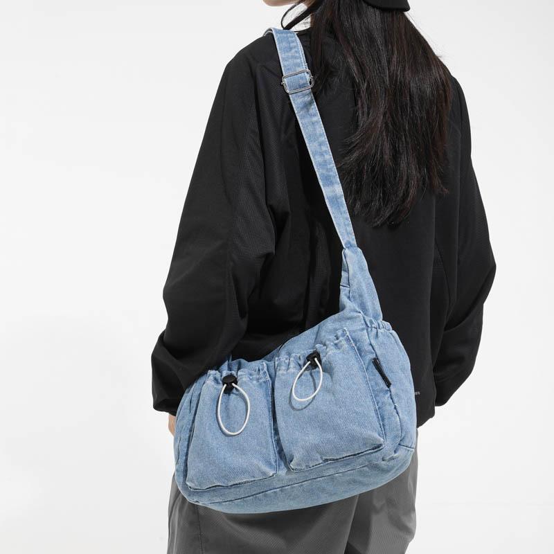 2025 Autumn New Denim Pleated Bag Large Capacity Student Messenger Bag Girls Texture Niche Shoulder Bag