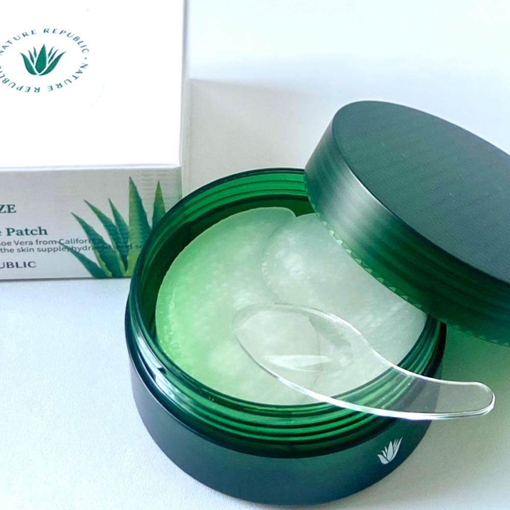 Nature Republic Real Squeeze Aloe Vera Hydrogel Augenpflaster (1 Packung / 60 Stück Pflaster)