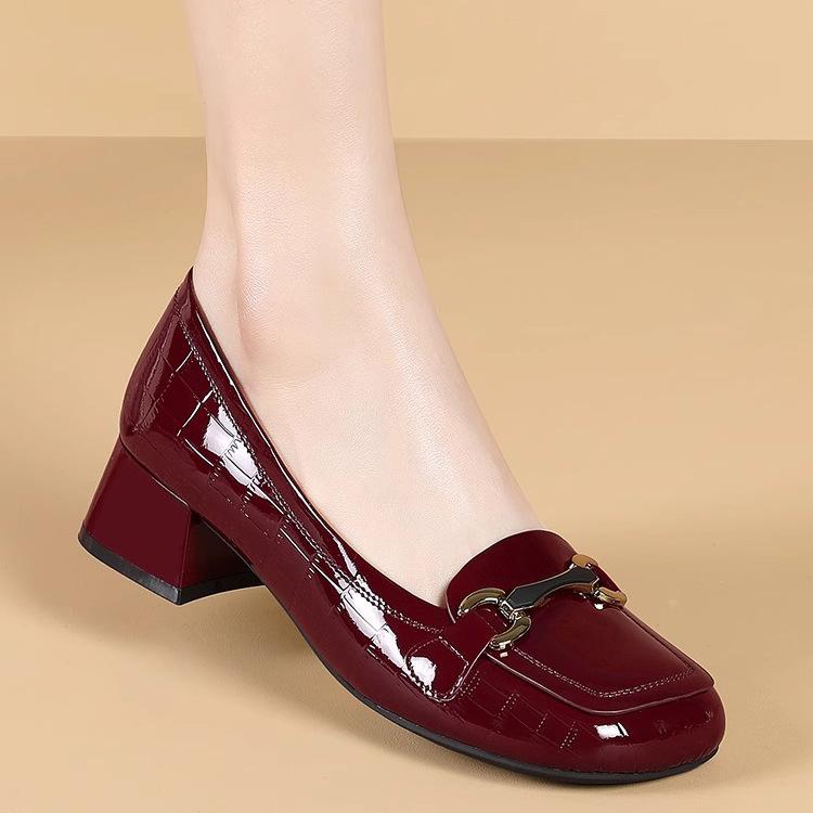 Skórzane buty damskie Wygodne okrągłe buty damskie Modne lakierowane buty damskie na grubym obcasie Jednoczęściowe buty damskie