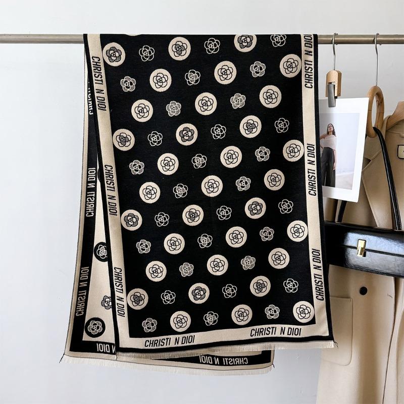 Love Plaid Imitation Cashmere Scarf for Women's Winter Scarf, Korean Version Core Yarn Shawl