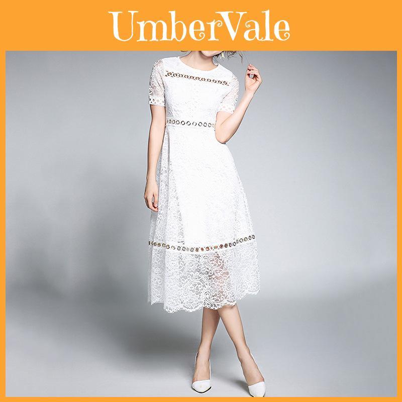 Abito da Cocktail da Donna in Pizzo Floreale Sweetheart Aderente e Svasato per Eleganti Serate