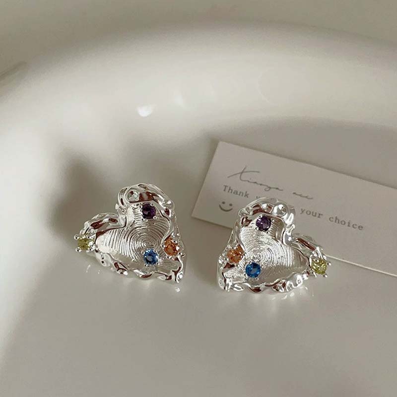 

Винтажные цветные серьги-гвоздики в форме сердца из циркония для женщин, модные серебряные серьги с нерегулярной текстурой, тренд 2023 года серебряный