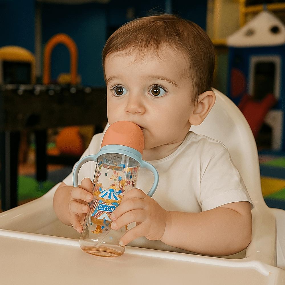 Animal Pattern Newborn Bottle with Handle Baby Feeding Bottle Cute Toddler Milk Cup  Baby Feeding