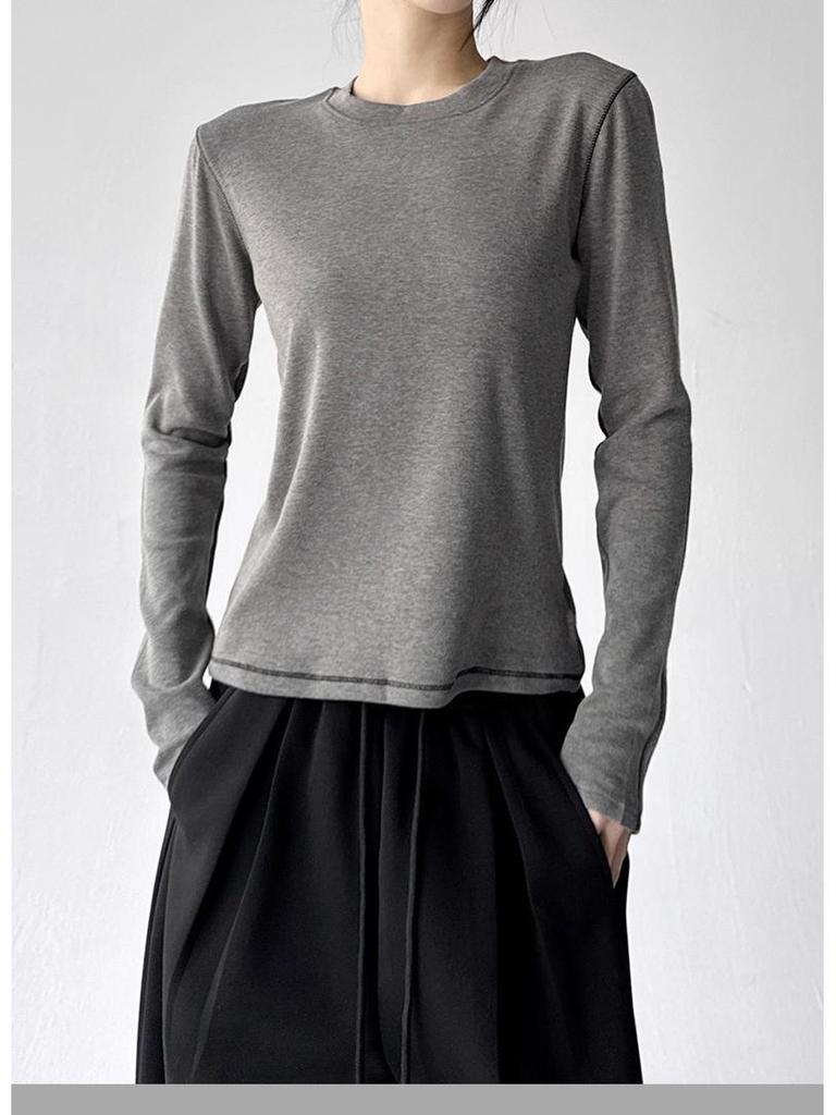 Elegant Korean-Style Slim Fit Brushed Outline Neck Layer
