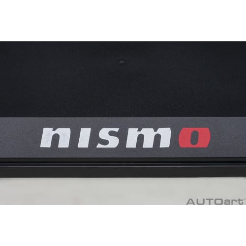AUTOart Special Display Case for 1/18 Scale "NISMO" Car, Clear