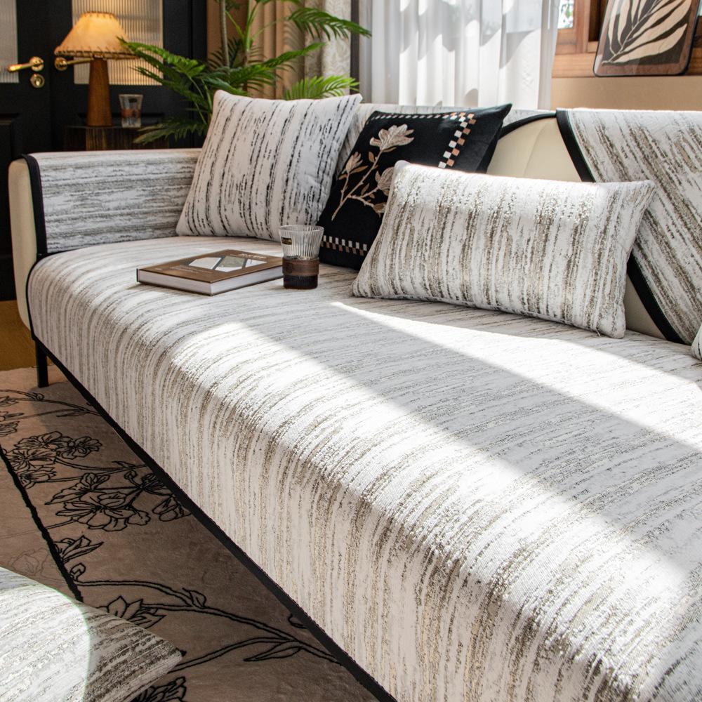 

Light Luxury Chenille Sofa Cushion, High-End Sense, Universal In All Seasons, New 20.24 Million Sofa, Seat Cushion Cloth, Non-Slip Cover Cloth 70*70cm шампанского