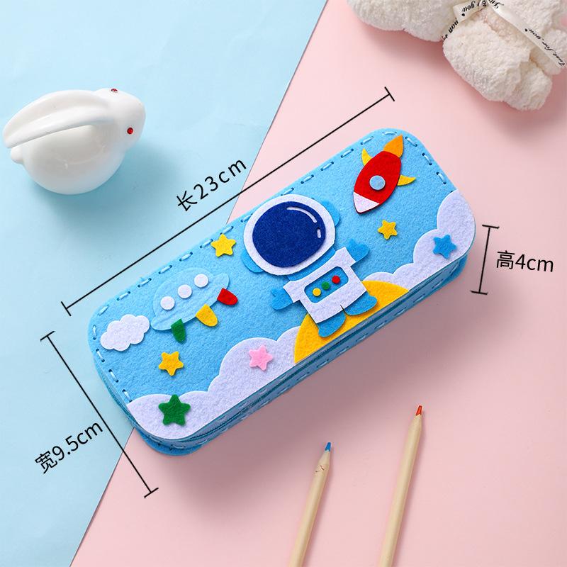 Children's Sewing Stationery Bag Handmade Material Kits Cute Cartoon Non-woven Fabric Lacing Pencil Case Craft for Kids Toddlers