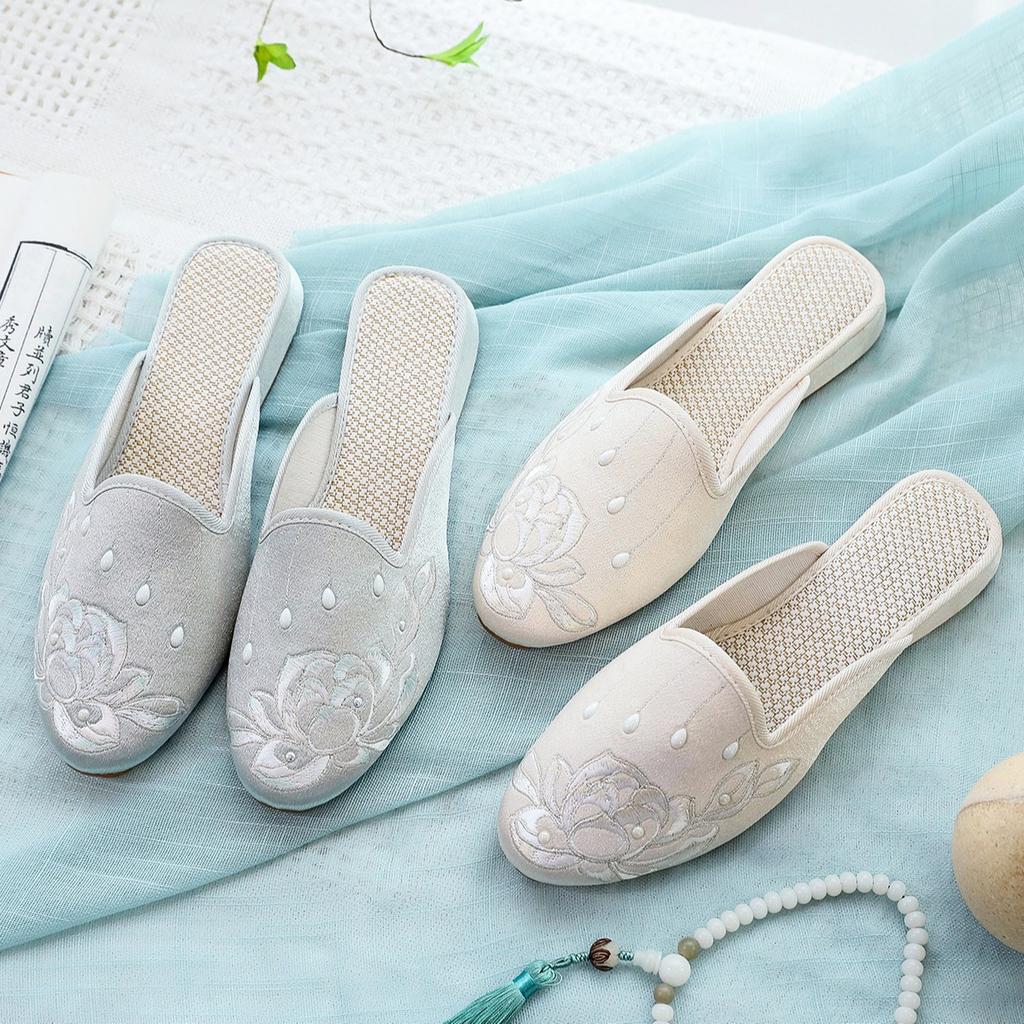Slippers, flat-bottomed bag root embroidered cloth shoes with cheongsam 2025 spring and summer new women's shoes, sandals outside