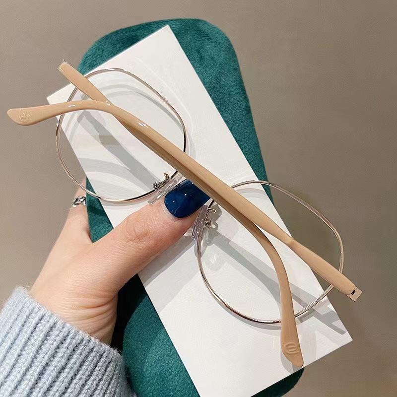 

Модні металеві унісекс окуляри для читання з захистом від синього світла - Універсальна оправа +300