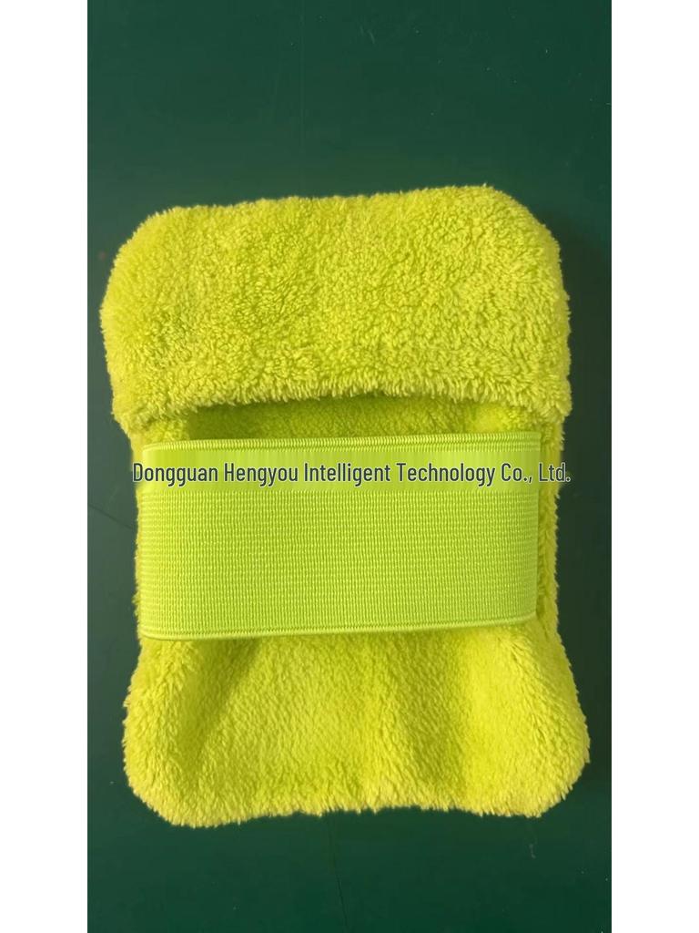 Beach Sand Removal Brush and Gloves - Holiday Camping Essential