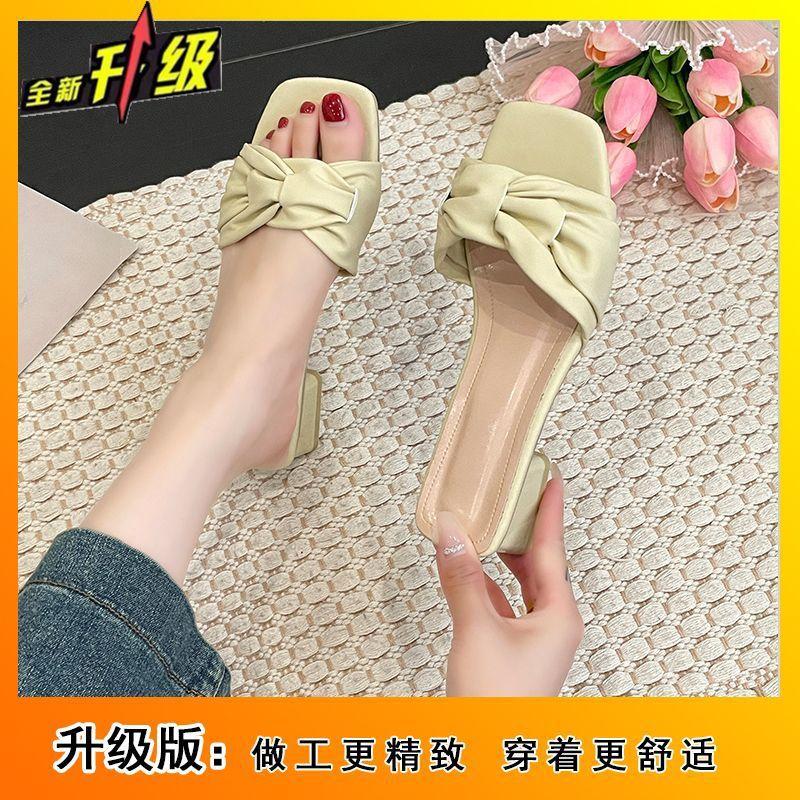 Small, Fresh and Light Outer Wear One-word Slippers for Women 2025 Summer New Fashionable and Versatile Casual Thick-heeled Cool Slippers for Women