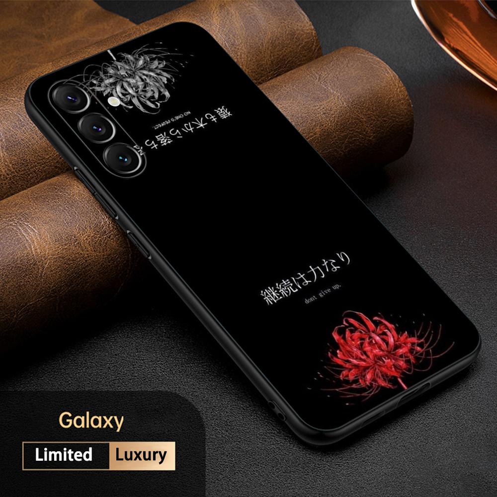 Handyhülle mit rotem Spinnenlilie-Motiv im japanischen Kunst- und Modedesign für Samsung Galaxy S26, S25, S24, S23, S22, S21 Plus, Ultra und Note20 (weich, schwarz)