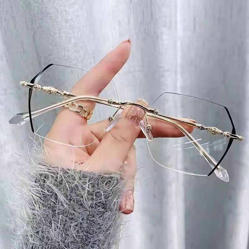 Ultra-Light Anti-Blue Light Radiation Rimless Myopia Glasses, Women'S Degree Plain Artifact, Rimless Face Goggles