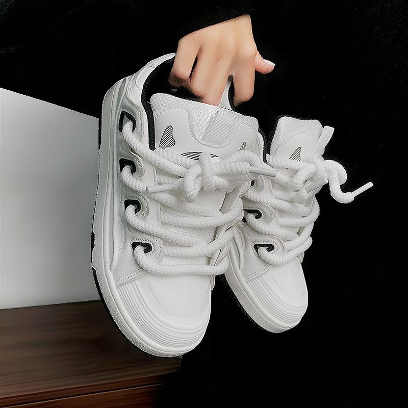 Coppia retrò piattaforma coppia scarpe pane scarpe da skateboard nuovo studente tempo libero stile Hong Kong