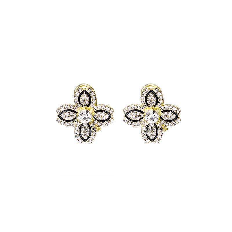 Silver Needle Diamond Flower Stud Earrings - Elegant Fashion Temperament
