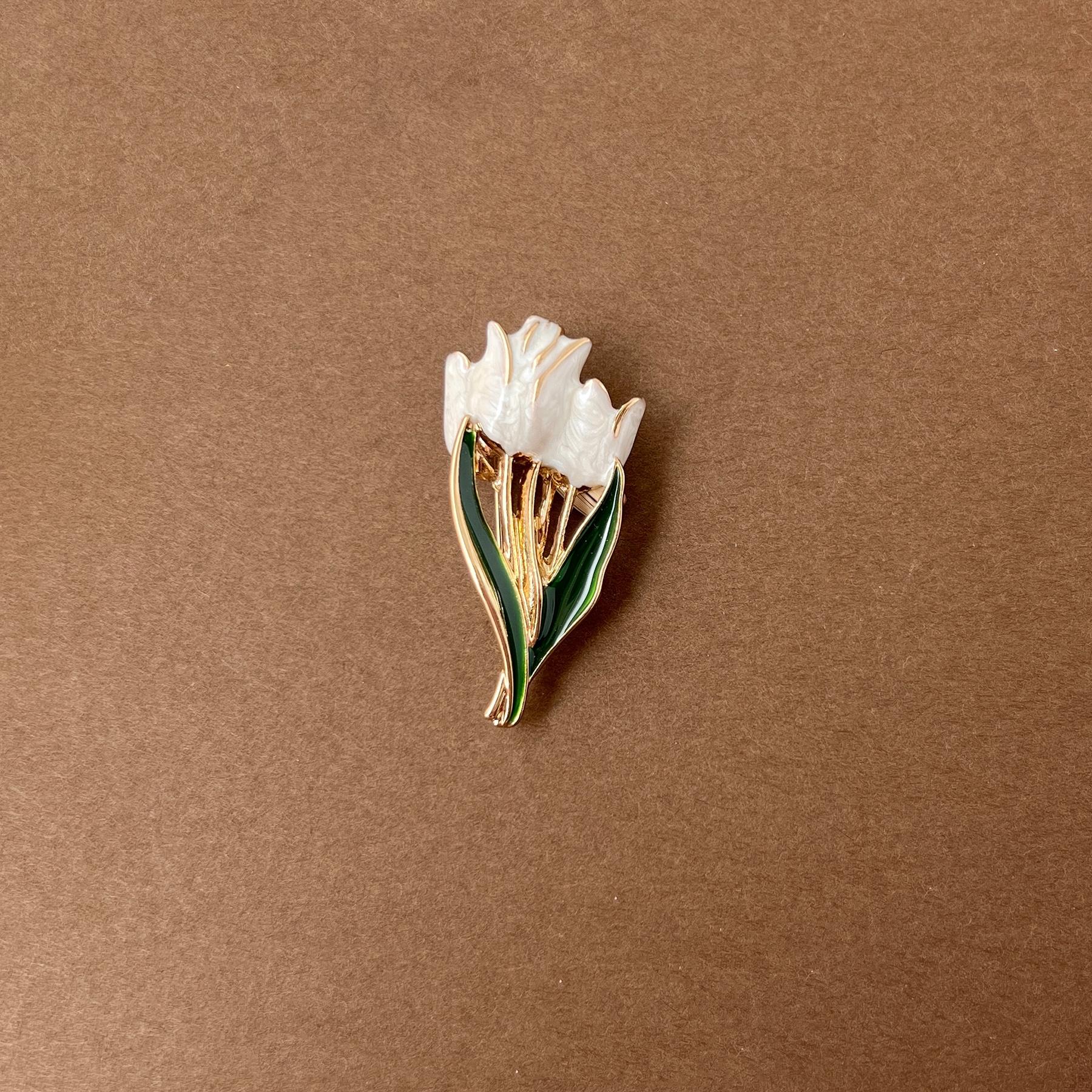 

Vintage Women Men Palace Style Feather Flower Enamel Pearl Brooch Badges Retro Lady Clothing Coat Pin Accessories Corsages