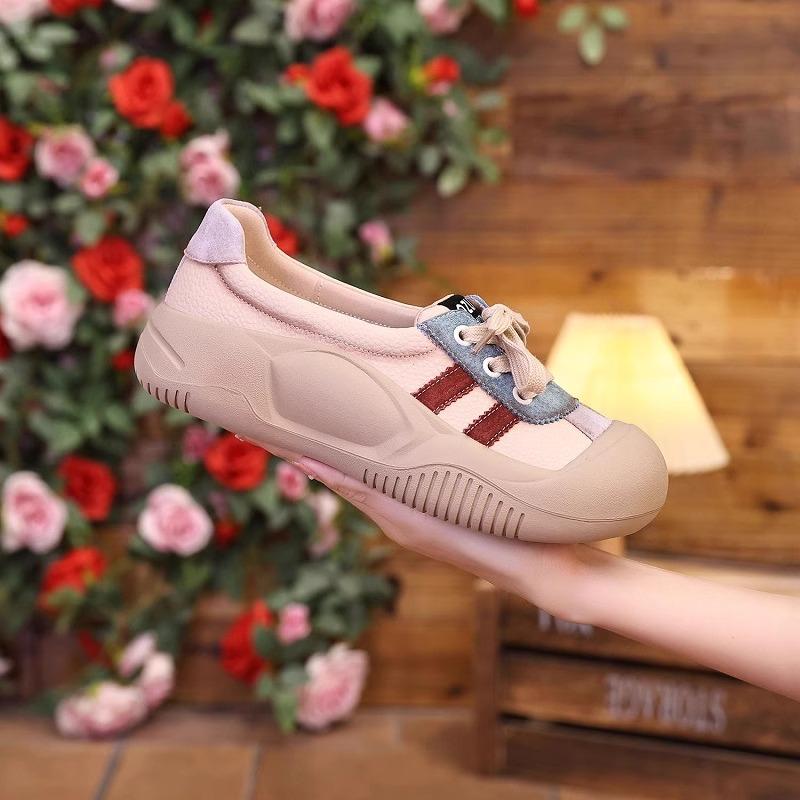 Flat-soled sports shoes for pregnant women in foreign trade women's new spring and autumn soft-soled non-slip leather casual women's shoes in 2025